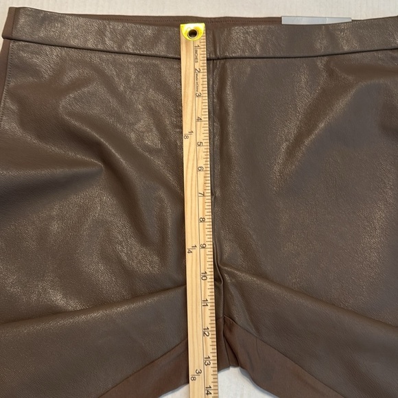 NWT Chico's Tan Faux-Leather Front Ponte Leggings Size L/12 - Picture 7 of 15
